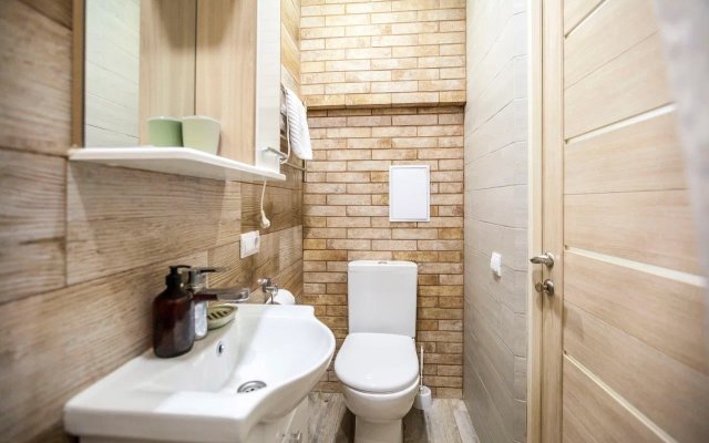 More Rooms na Marsovom Apartment