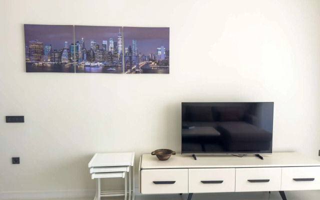 Qoople Azura World S 16 Apartments