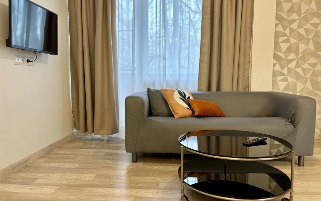 Yarkaya U Parka Shveytsariya Flat