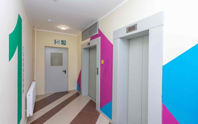 Topaz, Zakrytyy Dvor, Ryadom TTS Kristall Apartments