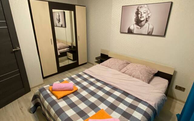 2kh Komnatnaya Na Kucherskom Pereulke Flat
