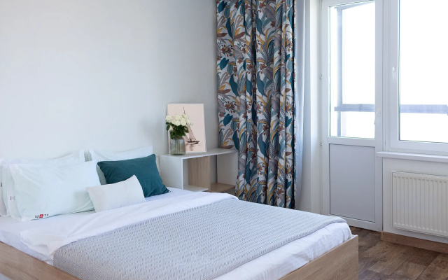 Apartamenty v sovremennom  ZK Alye Parusa na Oktabr'skom prospekte