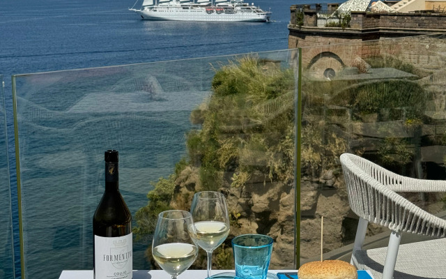 Отель Corallo Sorrento