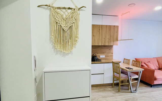 Апартаменты на Лазаревской 9