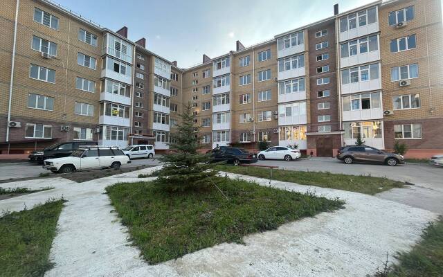 Uyutnaya Dizaynerskaya Kvartira Flat