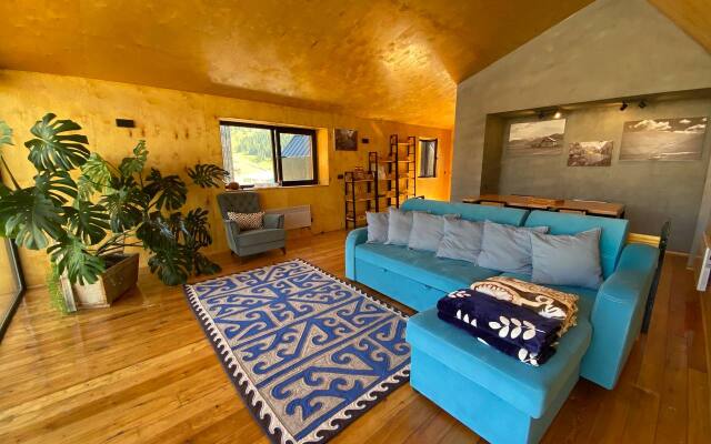 Peak Lodge Living Quarters