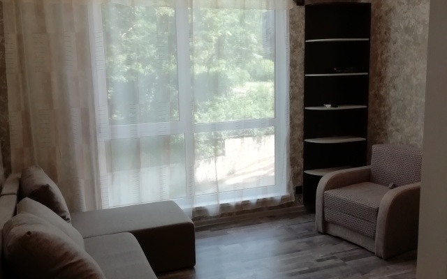 Апартаменты На Белых Акаций