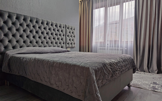 Апартаменты Двухкомнатные с Балконом в Центре Красной Поляны