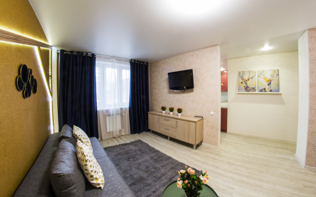 Uchebnaya 20 flat