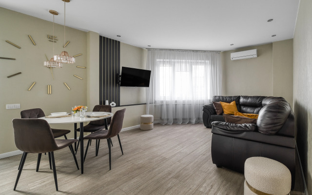 Квартира Двухкомнатная на улице Машинистов 3