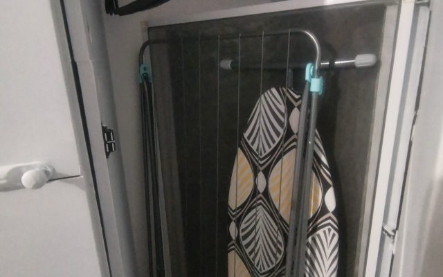 Uyutnaya Ryadom S Parkom I Nedaleko Ot Volgi Flat