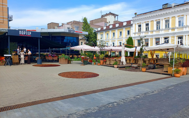 V Tsentre Goroda Flat