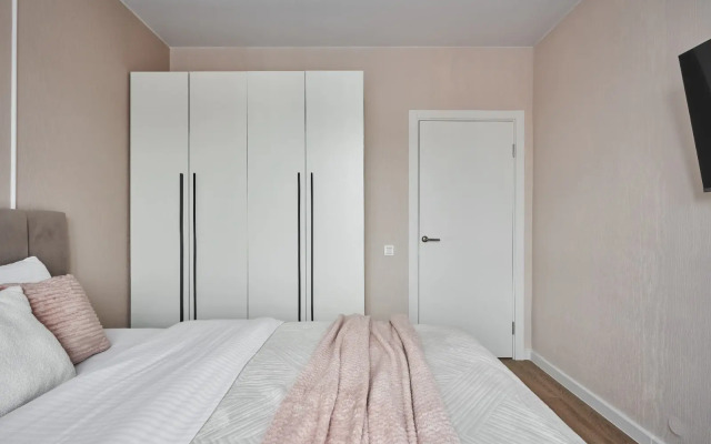 Ryadom Les Pochuvstvuj Raznitsu Bez Komissii I Pereplat Flat