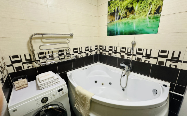 Апартаменты трехкомнатные 050 по ул. Красноармейская, д. 100