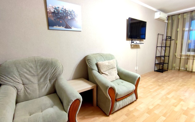 Tsentr Goroda Krasnaya 6 Etazh 8 Flat