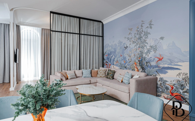 Квартира с балконом на Невском проспекте