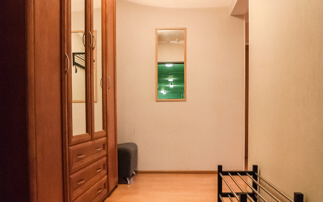 Komfortnaya Kvartira V Novom Dome Lodging House