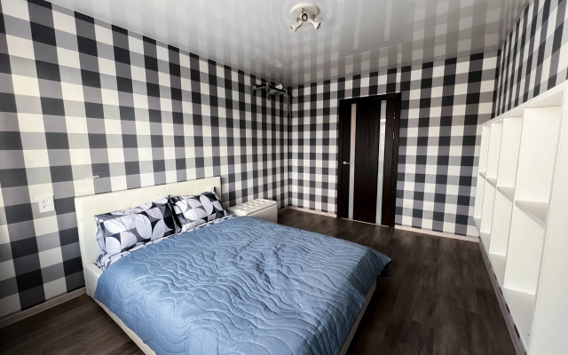 Квартира 3-комнатная на Баумана 12