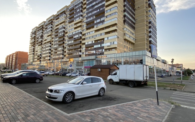 1-room Euro with mountain view Apartments