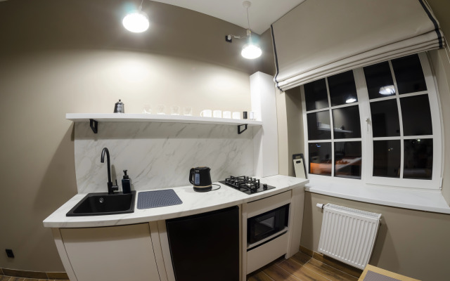10 Apartments