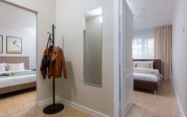 Квартира 2-комнатная квартира с изолированными комнатами рядом с метро и ЖД