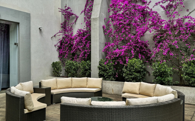 Garden Resort Hotel