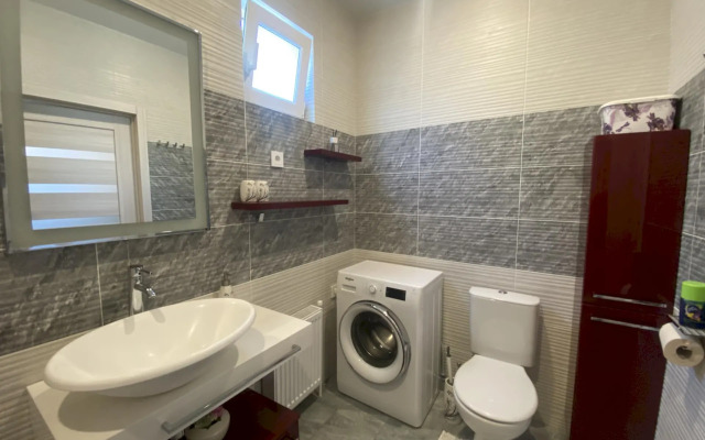 368 pod klyuch ryadom s plyazhem Private house