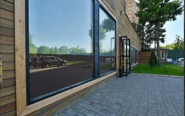 Gorki-10 Hotel
