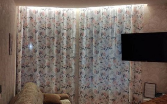 Апартаменты 3х Комнатные Крымская 19к10 с 2мя Санузлами