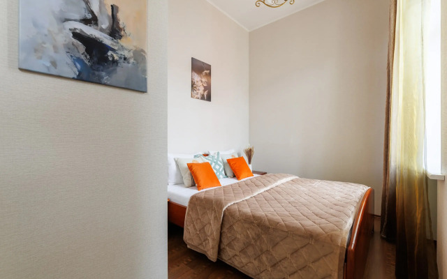 Trehkomnatnye s balkonom 8 gostej Apartments