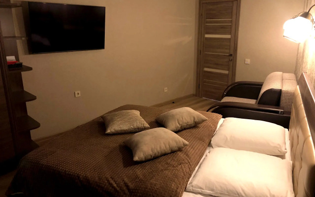 3 Komnatnye 80m2 Apartment