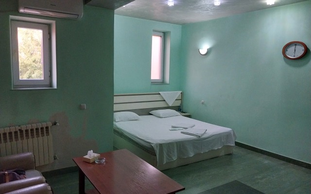 Happiness Guest House