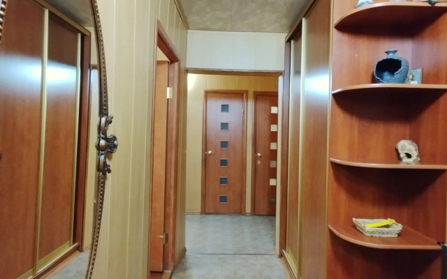Prostornye Na Prospekte Pobedy Apartments
