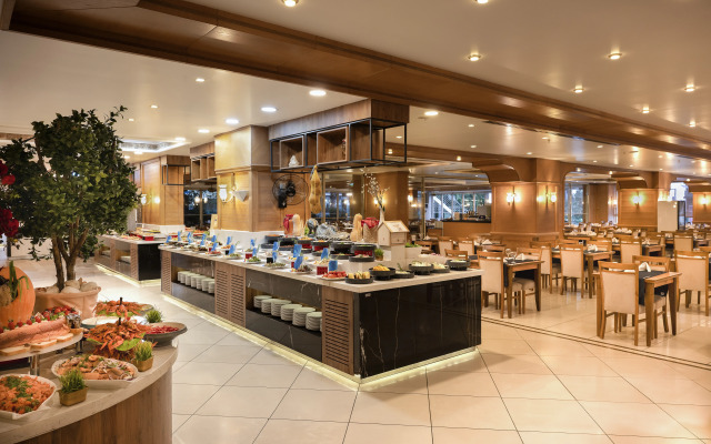 Porto Bello Hotel Resort & Spa