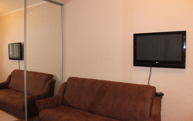 Жилые помещения Na Adoratskogo, 1A