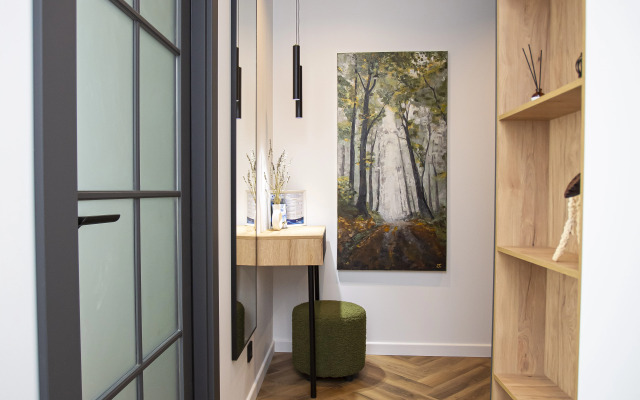Svetlaya Prostornaya Na Varakina Flat