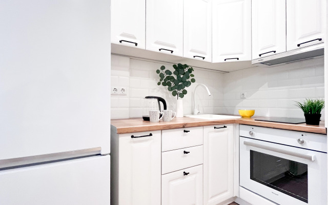 Dobrye Kvartiry S Terassoy Na Larina 45s6 Apartments