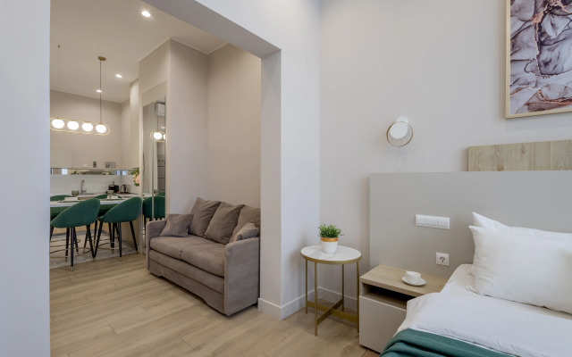 Апартаменты семейные Mirror в центре Сочи