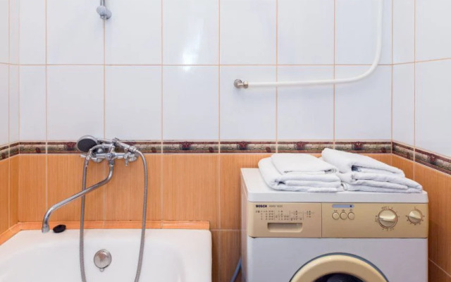 Квартира Типанова 16