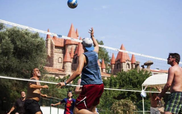 Курортный отель Club Atlantis