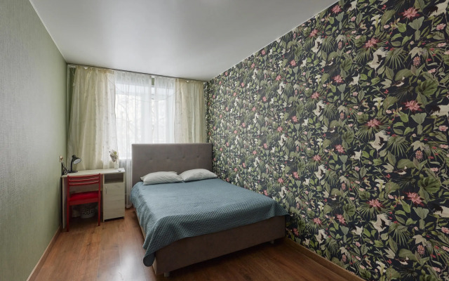 Malysheva Bazhova 3 Komnaty UGMK Lodging house
