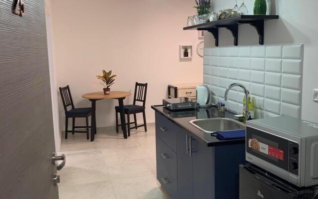 Maya Luxury Guest House