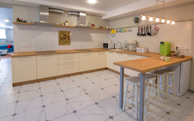 Hostel Kak doma i tocka