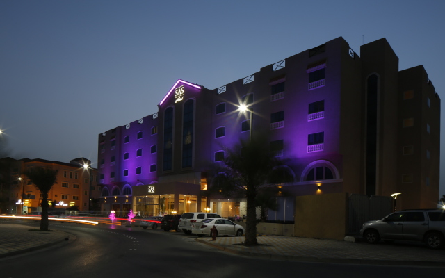Warwick Al Jubail Hotel