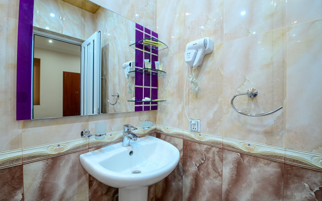 Отель Arda Golden Hotel Yerevan