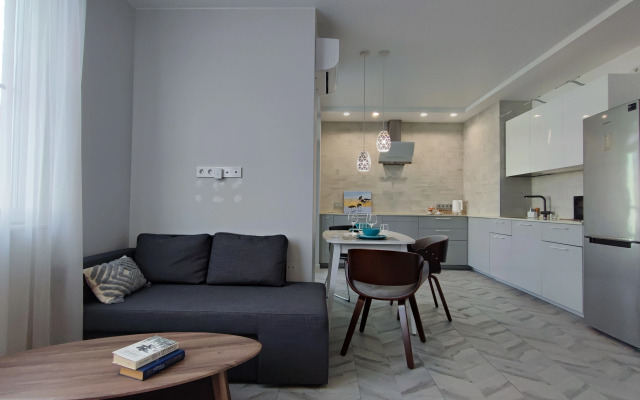 Yevrodvushka Apartamenty U Ekspoforuma Flat