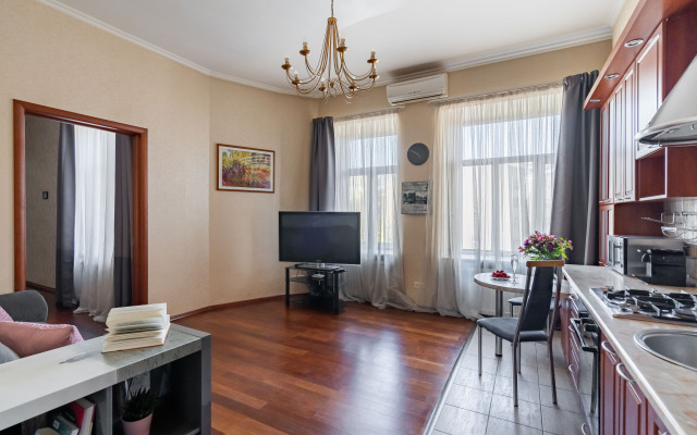 Квартира 2 Ночи на улице Жуковского 59