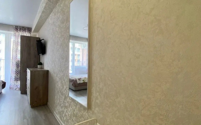 V Tikhom Rayone, Blizko K Moryu Flat