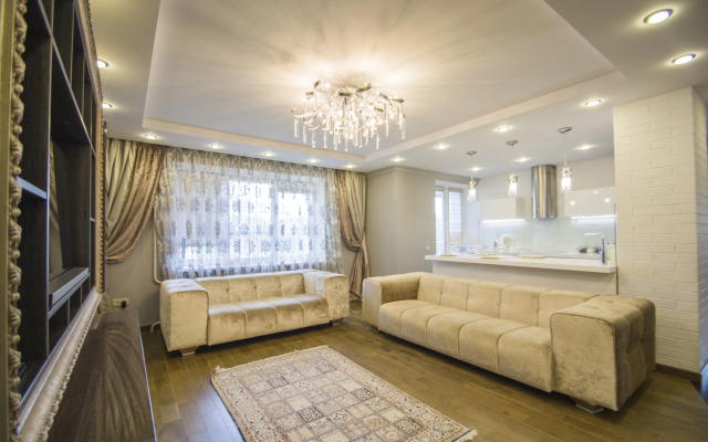 Апартаменты на Победителей 39