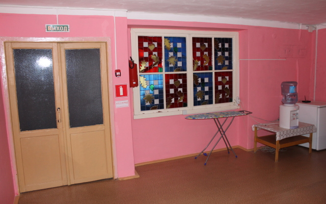 Отель Октябрь